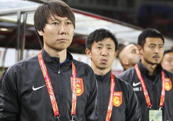 并在相持里